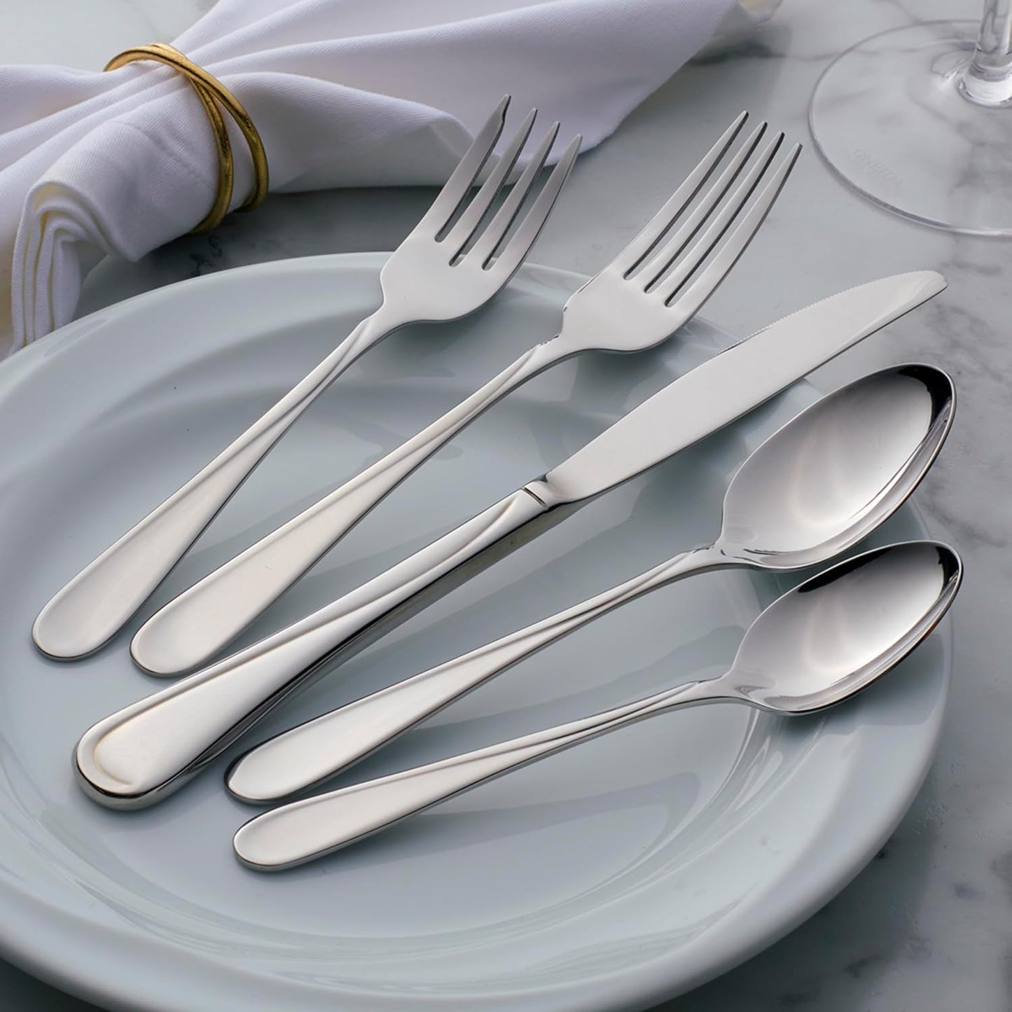 Oneida Flight 45-Piece Flatware Set